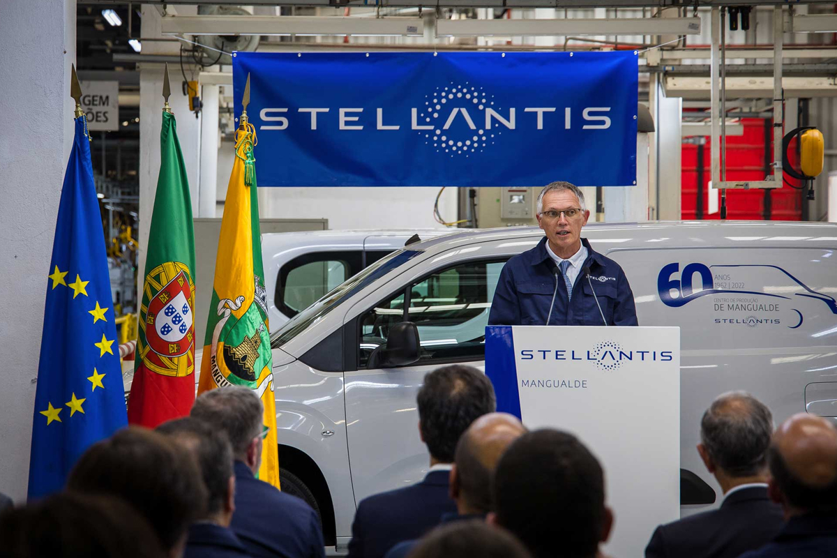 Fábrica da Stellantis em Mangualde dá início à produção de carros elétricos